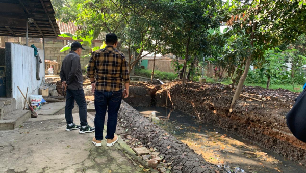 Optimalisasi Program Berkelanjutan:Direktur UPI Kampus Cibiru Tinjau Implementasi GreenMetric dan Budidaya Lele